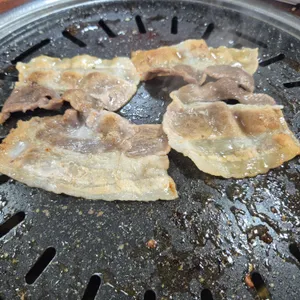 맛있으면돼지 사진