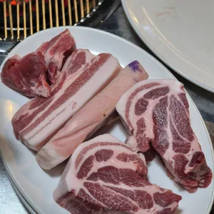 돈사돈 사진