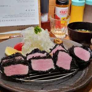 톤쇼우 사진