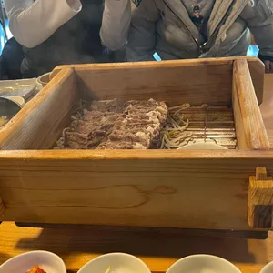 도도브로스 사진