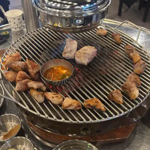 꽃도니 사진