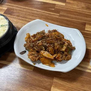 우렁이쌈밥집 사진