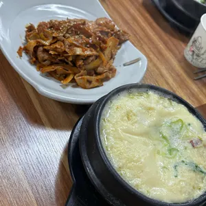 우렁이쌈밥집 사진