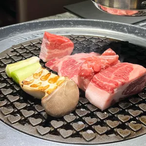 끝돈 사진