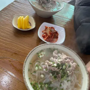 하노이 베트남 쌀국수 사진