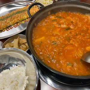 백채김치찌개 사진