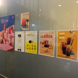 컴포즈커피 리뷰 사진