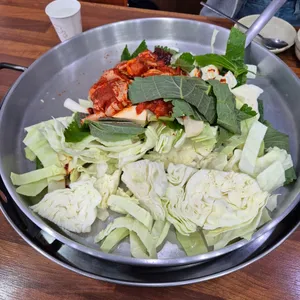 본가호반닭갈비막국수 사진
