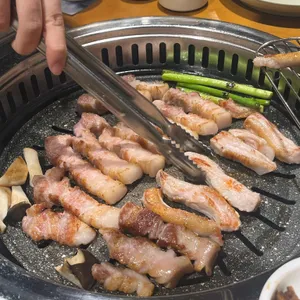 노란돼지 사진