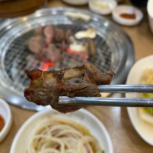 한가족숯불구이 사진