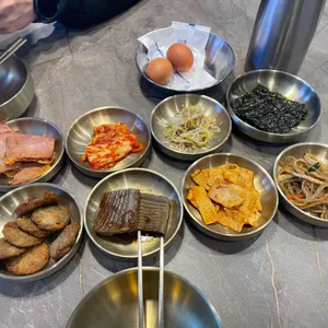 완뚝순두부 사진