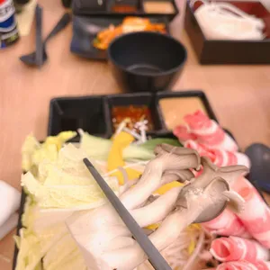 훈샤브 사진