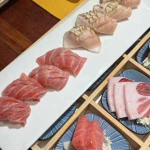 골드참치 사진