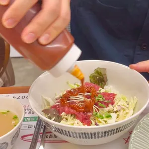 육회바른연어 사진