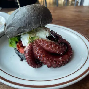 로스티아 사진