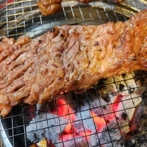 참숯흑돼지숯불구이 사진