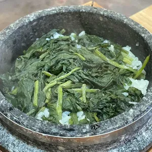 청기와곤드레밥 사진