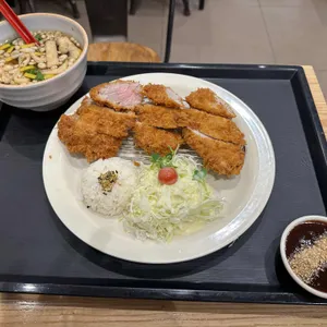 홍익돈까스 사진
