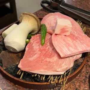굽돌집 사진