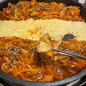 장인닭갈비 사진