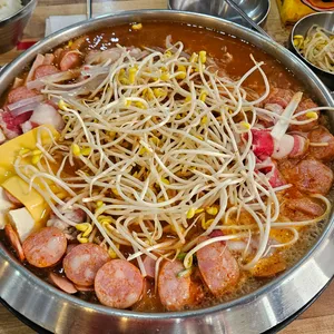 9라파 부대찌개 사진