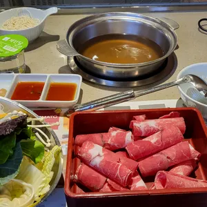 채선당샤브보트 사진