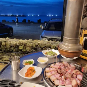 제주미친흑돈 대표 사진