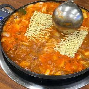 삼대부대찌개 사진
