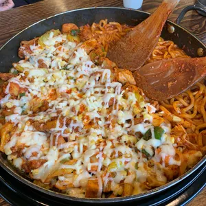 유가네닭갈비 사진