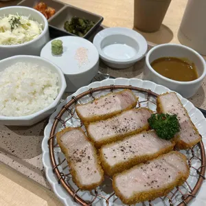 흥도식당 사진 2