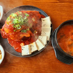 왕뼈집감자탕뼈찜 사진