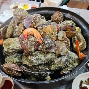 신항만장어굴구이마당 사진