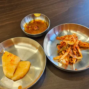 평이담백뼈칼국수 사진