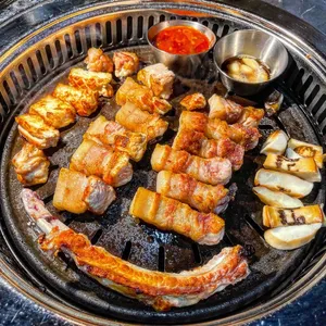 돼나무 사진
