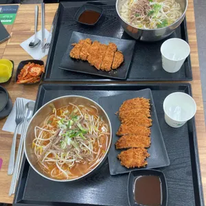 동동 냉면 돈까스 사진