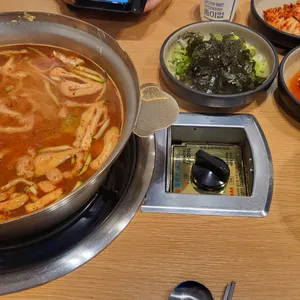 팔당원조칼제비 사진