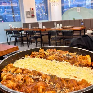 장인닭갈비 사진