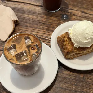 마일스톤 커피 사진