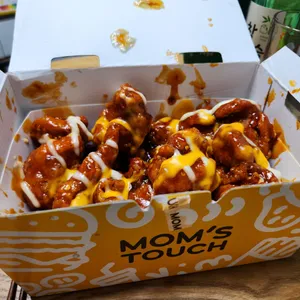 맘스터치 사진