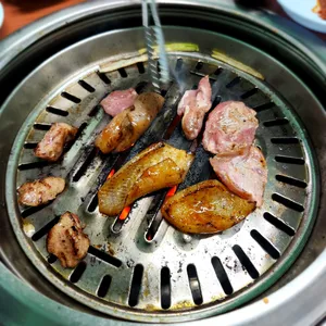 신사돼지뽈집 사진