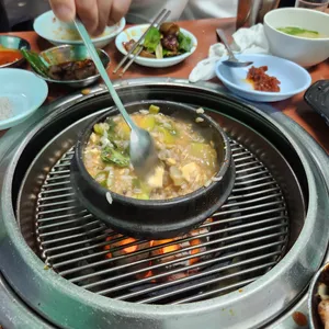 신사돼지뽈집 사진