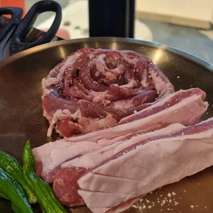 돼지집딸 사진