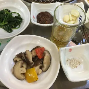 황소식육실비식당 한우하이원 사진 2