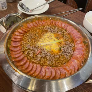 부대찌개대사관 사진