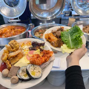 현완단겸 뷔페 포브 사진