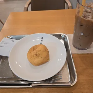 메가커피 사진