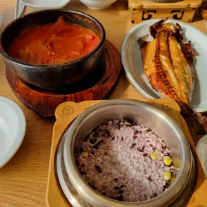 이진밥상 사진