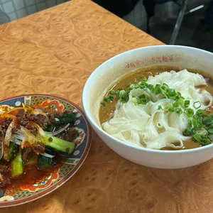 융캉찌에 사진
