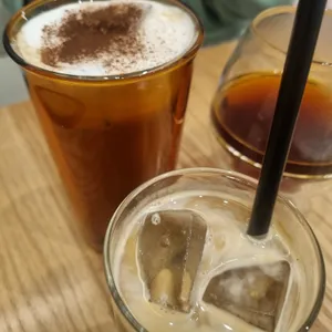 컨플릭트스토어 사진