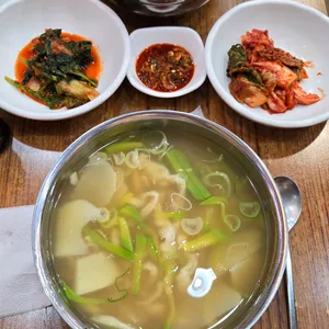 용문칼국수 사진